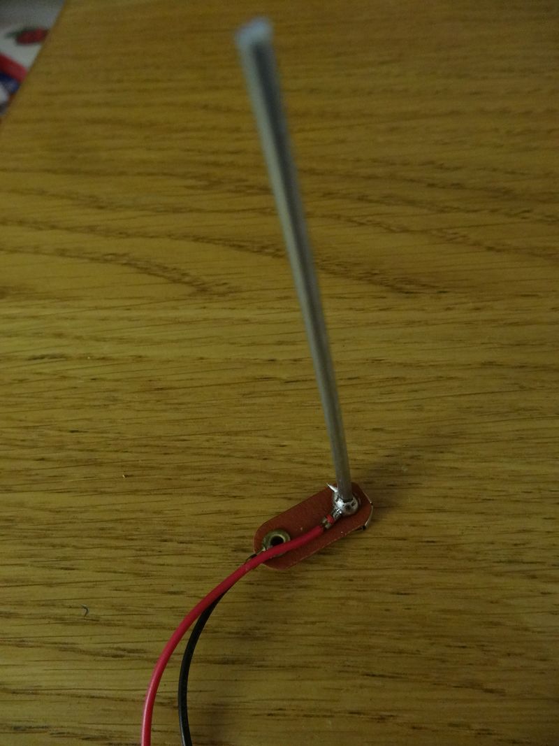 Fabriquer son sapin clignotant 2512 sapin cligno07.JPG