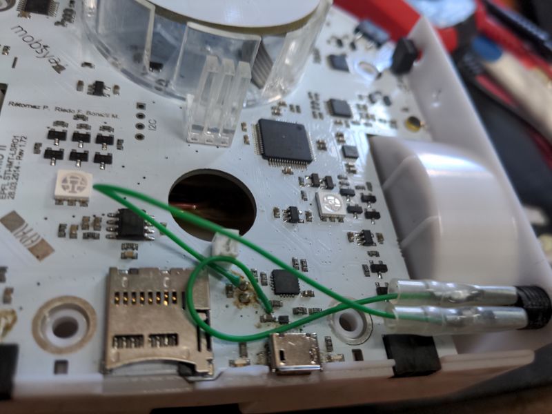 Rempla connecteur USB par DC classique - Thymio 2.jpg