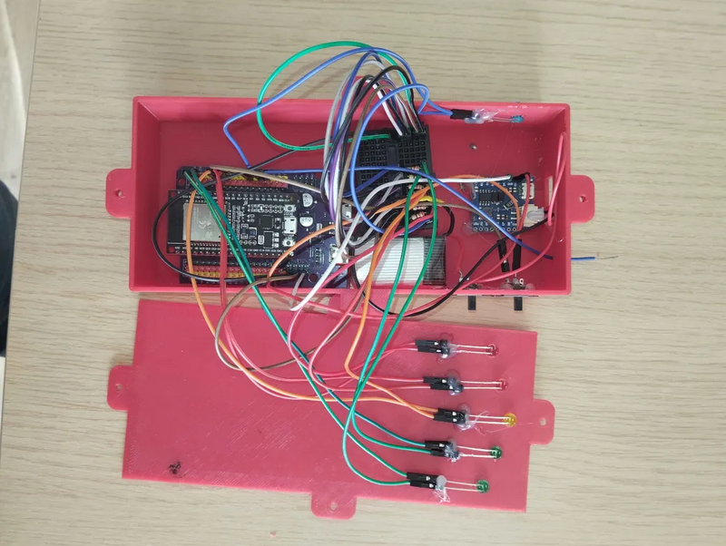 DETECTEUR EMF CHASSE DE FANTOME image 2026-02-06 153831553.png