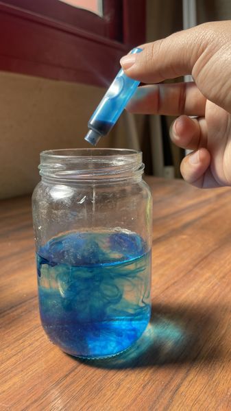 Fichier:Tornade bocal vortex encre.jpg