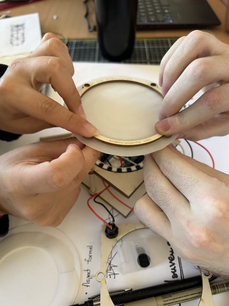 EM LIGHT c68c8508-7c0f-4991-8cd7-3e8437a43c0a.jpeg